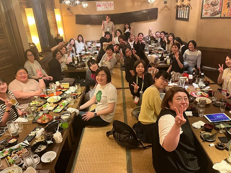 Women and Non-binary Dinner & DrinkUp